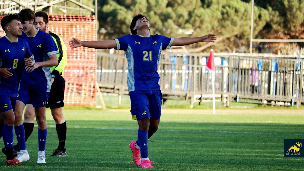 Jimenez Lifts Men's Soccer to 3-1 Victory at Lemoore