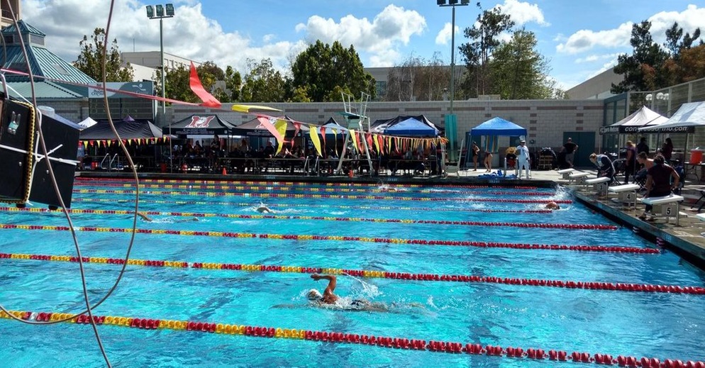 Fraire Breaks Records in First-Place Finish, Roux Wins Twice at Pasadena Invitational